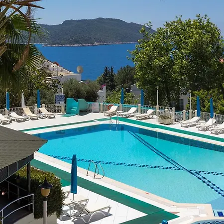 Hotel Club Phellos 3*